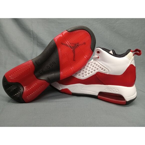 Nike Jordan Maxin 200 (GS) Boys Sneakers White Red Size 6 NEW NO BOX! - Picture 2 of 11